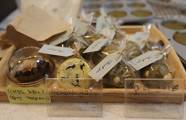 공예공방 5호(한산모시공예체험 고려한복연구실)이미지2